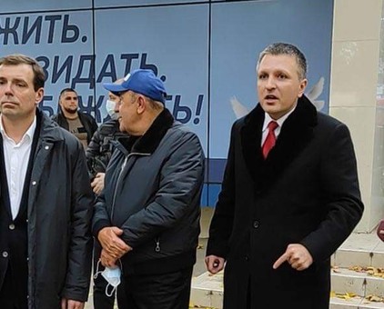 В Одессе обыскивают офис Голубова по подозрению в подкупе избирателей за Скорика