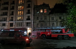 Ночной пожар в Одессе у Оперного театра