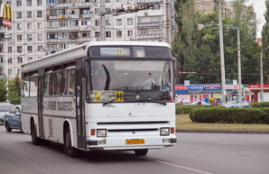 Часть автобусов из Одессы на промрынок "7-й километр" меняют схему движения