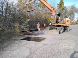 В Одессе прочистили ливневку на Пересыпи