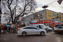 Предновогодний ад в Одессе около "Привоза" (ФОТО)