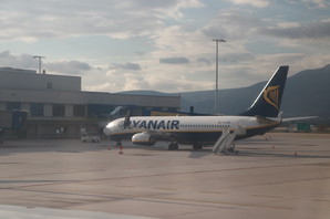 Ryanair снова массово отменяет авиарейсы из Одессы