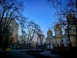 Как ремонтируют Алексеевский сквер в Одессе (ФОТО, ВИДЕО)