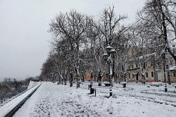 Одессу засыпало снегом (ФОТО, ВИДЕО)
