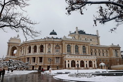 Одессу засыпало снегом (ФОТО, ВИДЕО)