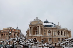 Одессу засыпало снегом (ФОТО, ВИДЕО)