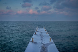 Море у берегов Одессы "парит" из-за сильных морозов (ФОТО, ВИДЕО)