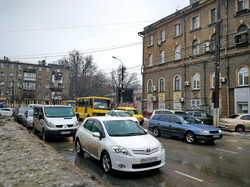 Перекрытая улица Водопроводная в Одессе стала причиной пробок (ФОТО, ВИДЕО)