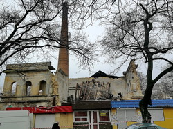 В Одессе рушится старинное здание женской гимназии (ФОТО, ВИДЕО)