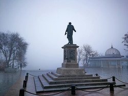 Одессу окутал очень густой туман (ФОТО)