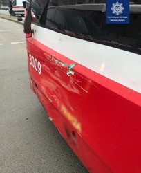 В Одессе микролитражка врезалась в троллейбус (ФОТО)