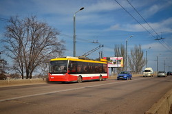 Одессе угрожает транспортный коллапс из-за аварийного состояния Ивановского путепровода (ФОТО, ВИДЕО)