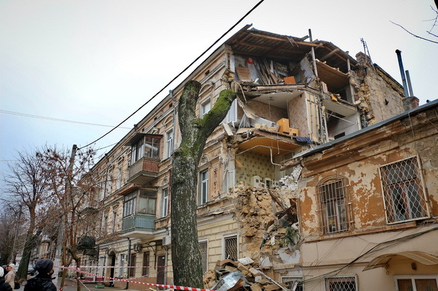 В Одессе будут восстанавливать рухнувший дом на Нежинской (ВИДЕО)