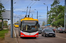 Как в Одессе ходили троллейбусы по Ивановскому путепроводу (ФОТО)