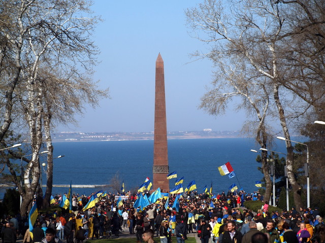 Как одесситы семь лет назад выступили за мир в Украине (ВИДЕО)