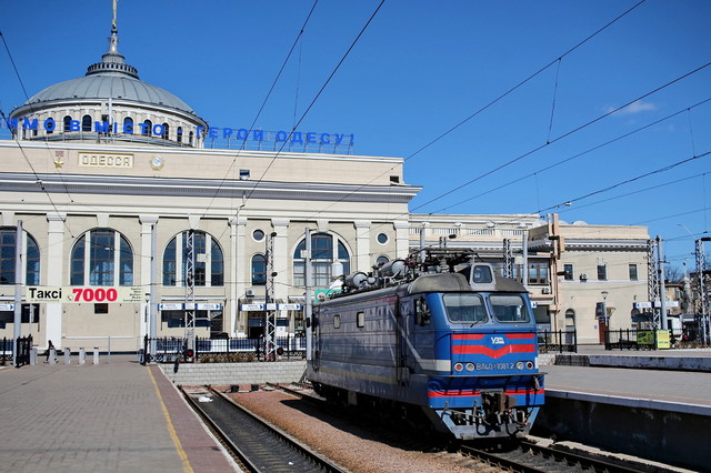 Как в Одессе работала железная дорога в марте (ФОТО, ВИДЕО)