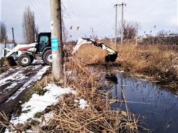В Одессе расчищают каналы между морем и Хаджибейским лиманом
