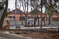 В Одессе почти закончили ремонт на Алексеевской площади (ВИДЕО)