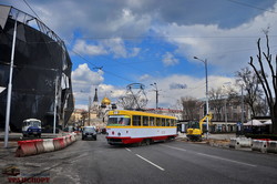 В Одессе трамваи уже пошли по новым рельсам на Водопроводной (ВИДЕО)