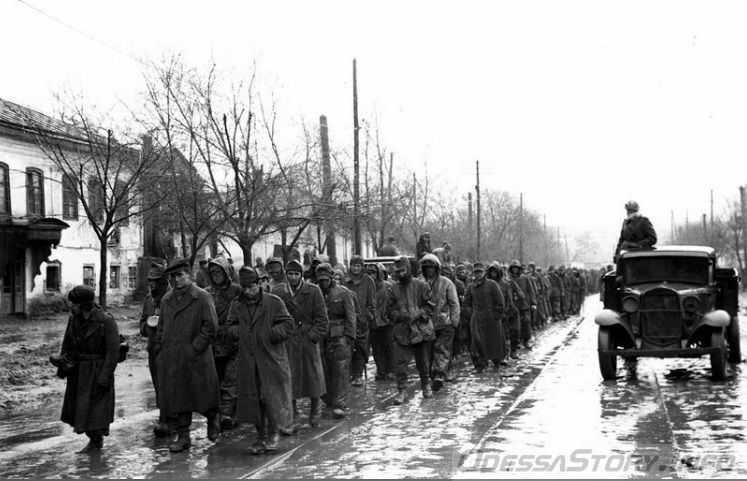 Освобождение одессы 2024. Освобождение Пскова 1944. Освобождение Пскова фото. Плах освобождения Одессы. Освобождение Одесской и Николаевской обл.