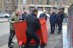 В Одессе установили очередной подземный комплекс для отходов в центре города