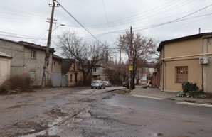 В Одессе ремонтируют дороги