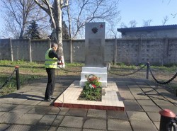 В Одессе начали отмывать памятники