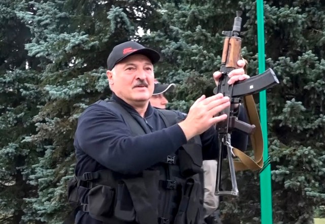 Покушение на Александра Лукашенко: ГУ ГШ ВС РФ (ГРУ) заметает следы и ублажает Владимира Путина