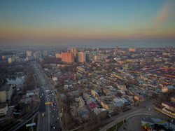 Как в Одессе выглядит район Молдаванки в лучах заходящего солнца (ФОТО, ВИДЕО)