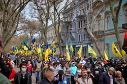 В Одессе прошел марш защитников города от российской агрессии