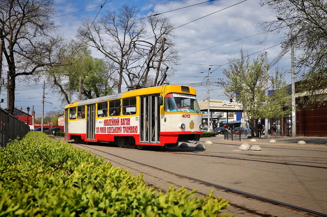 В Одесском трамвае можно увидеть фотовыставку ко дню победы во Второй мировой войне (ВИДЕО)