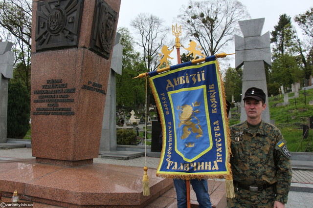 Полезные патриоты продолжают вредить Украине и стимулировать “майское” гибридное ИПСО