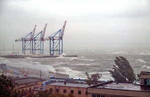 На вечер 18 мая в Одессе объявили штормовое предупреждение