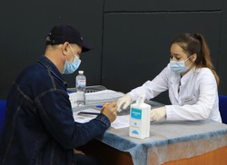 В Одессе провели массовую вакцинацию от ковида