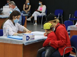В Одессе провели массовую вакцинацию от ковида