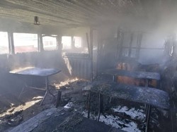 В Белгороде-Днестровском загорелся пассажирский прогулочный катер
