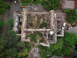 В Одессе показали с высоты руины Масонского дома: уже есть проект восстановления с дополнительными этажами (ВИДЕО)