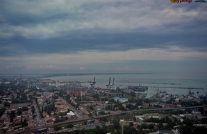 В украинских портах упал грузопоток