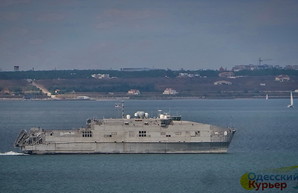 В Одессу идет американский скоростной десантный корабль