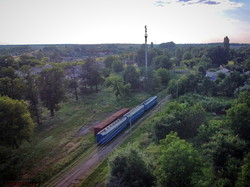 Ретро-поезд под паровозом на узкоколейке в Гайвороне: возобновится ли движение по узкой колее (ВИДЕО)