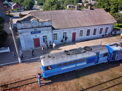 Ретро-поезд под паровозом на узкоколейке в Гайвороне: возобновится ли движение по узкой колее (ВИДЕО)