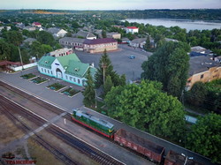 Ретро-поезд под паровозом на узкоколейке в Гайвороне: возобновится ли движение по узкой колее (ВИДЕО)