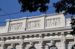 В Одессе заканчивают ремонт Украинского театра (ФОТО)