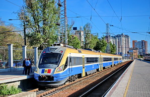 Возобновляется движение пассажирского поезда Одесса - Кишинев