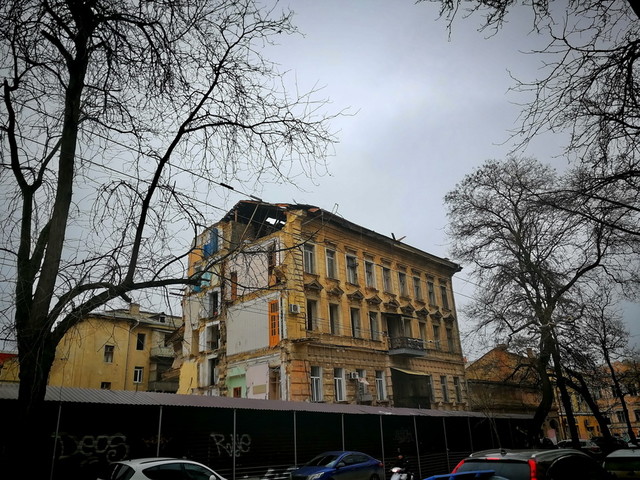 В Одессе может быть стройка на месте рухнувшего дома около Нового рынка