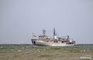 У берегов Одесской области терпело аварию вспомогательное судно ВМС