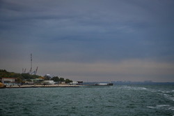 В Одессе показали осеннее море (ФОТО)