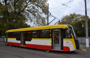 В Одессе построили очередной новый трамвай "Одиссей" (ФОТО)