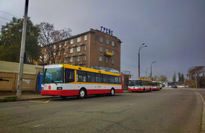 В Одессе начали работу электробусы с динамической подзарядкой (ФОТО)