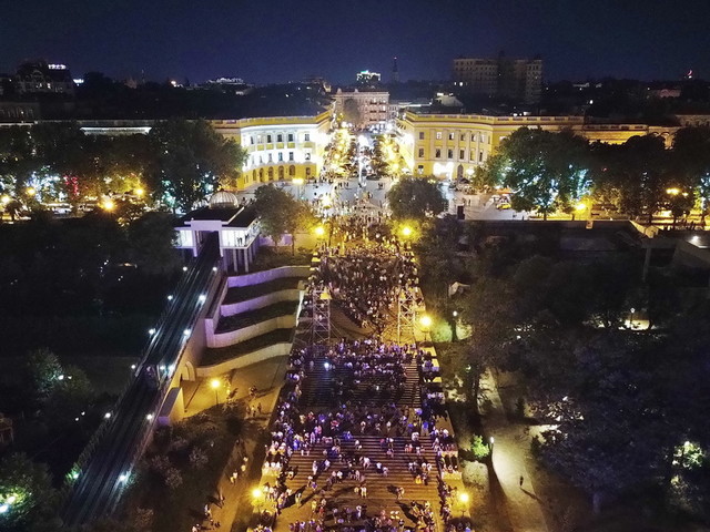 В Одессе отключают свет 2 ноября